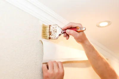 Pose de papier peint à Val-d'Arc — revêtements muraux et toiles de verre